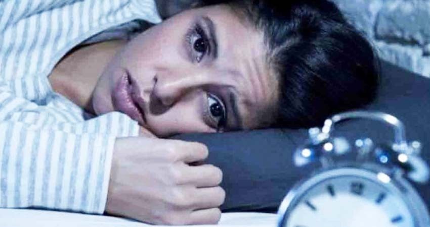 Daño causado por desvelarte no se compensa durmiendo