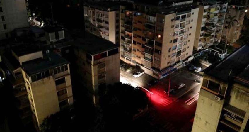 Se registra 'mega apagón' en Venezuela; Caracas la más afectada Se registra 'mega apagón' en Venezuela; Caracas la más afectada