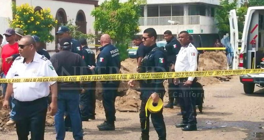 Muere trabajador del Sapa La Paz mientras arreglaba un drenaje Muere trabajador del Sapa La Paz mientras arreglaba un drenaje