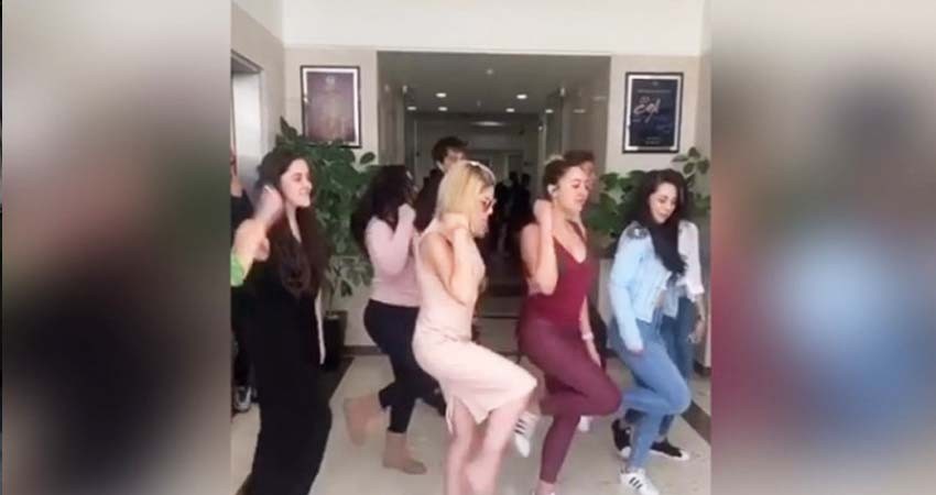 Itatí Cantoral lanza el #MalditaLisiadaChallenge Itatí Cantoral lanza el #MalditaLisiadaChallenge