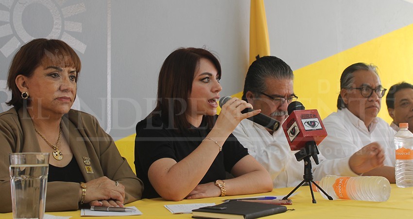 PRD deja sin sanción a su única diputada en BCS; se preparan para renovación de dirigencias PRD deja sin sanción a su única diputada en BCS; se preparan para renovación de dirigencias