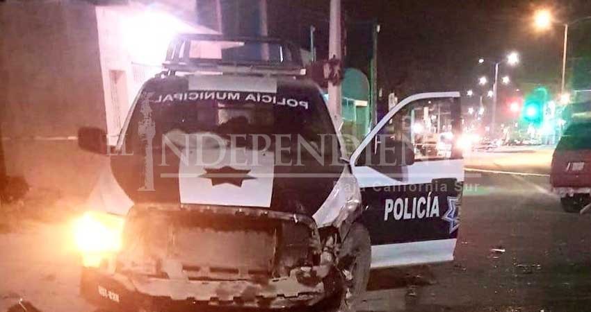 Chocan camioneta familiar y patrulla de Seguridad en CSL