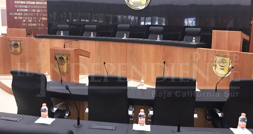 Legisladores del Congreso BCS se reparten 4.62 mdp en “transportación y viáticos” Legisladores del Congreso BCS se reparten 4.62 mdp en “transportación y viáticos”