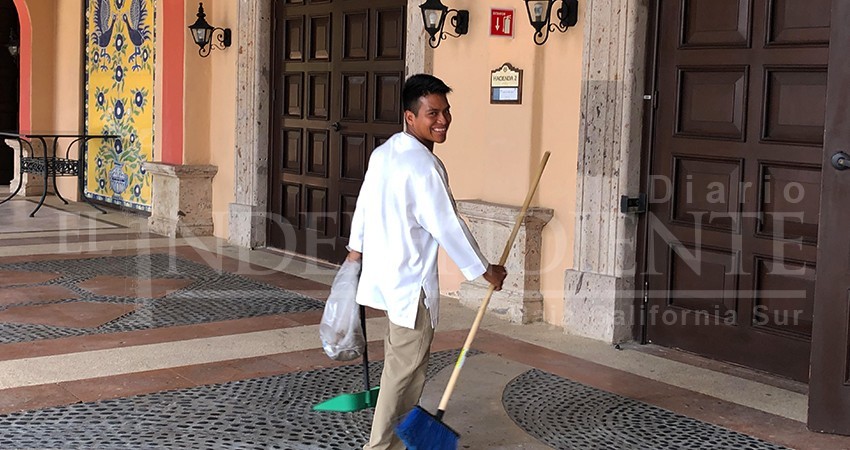 Sector turístico difundirá entre sus colaboradores medidas de prevención por COVID-19