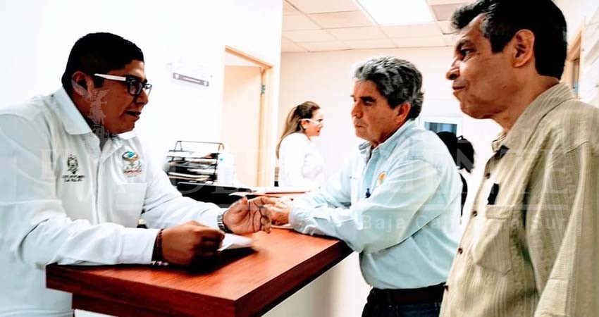 Dejaron “plantado” a Víctor Martínez de Escobar en Contraloría Municipal