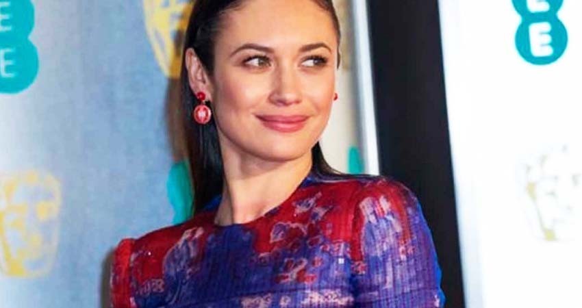Olga Kurylenko, exchica Bond, da positivo por Covid-19 Olga Kurylenko, exchica Bond, da positivo por Covid-19
