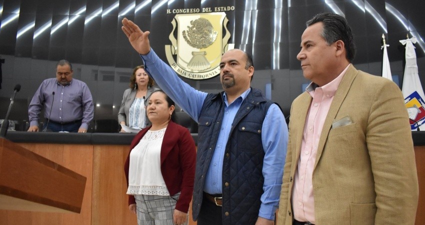 Crean comisión para atender asuntos de violencia de género al interior del Congreso