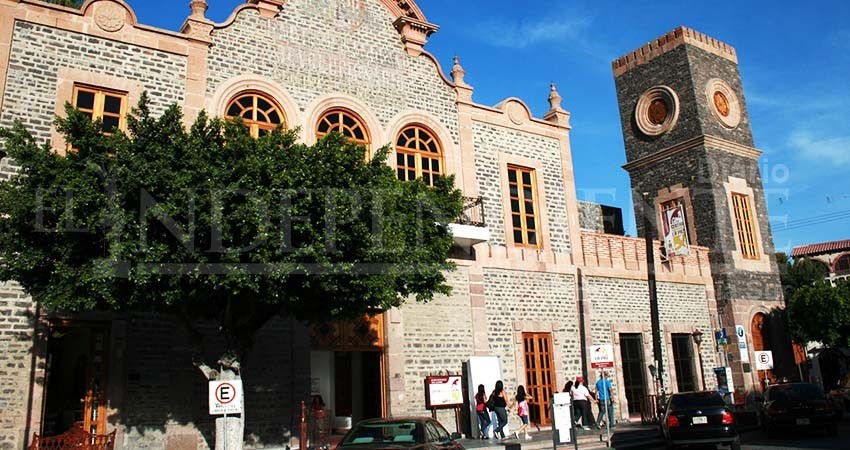 Directora del Centro Cultural La Paz denuncia acoso laboral y despido injustificado Directora del Centro Cultural La Paz denuncia acoso laboral y despido injustificado