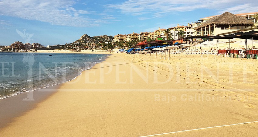 Resiste Playa El Médano a “ola” de cierre de negocios por el COVID-19 