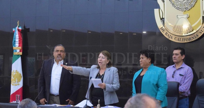 Se dirige Senado a Mercedes Maciel como presidenta del Congreso BCS