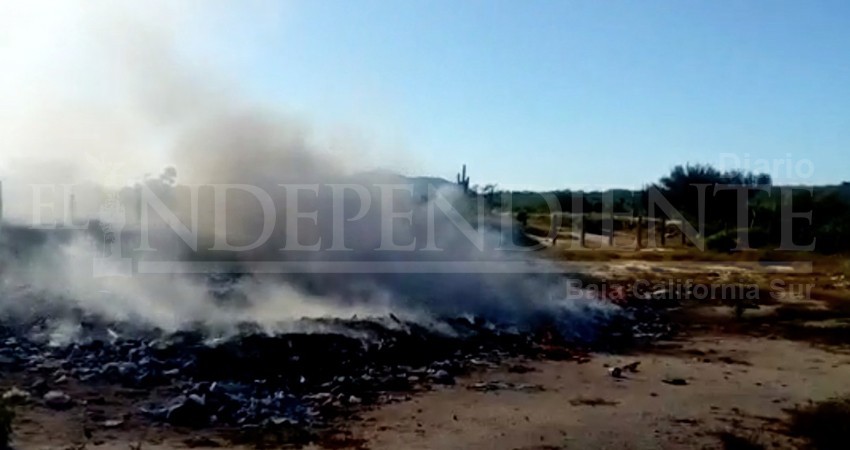 Hartos de incendios de basura y pastizal, vecinos de colonia Mesa Colorada en CSL