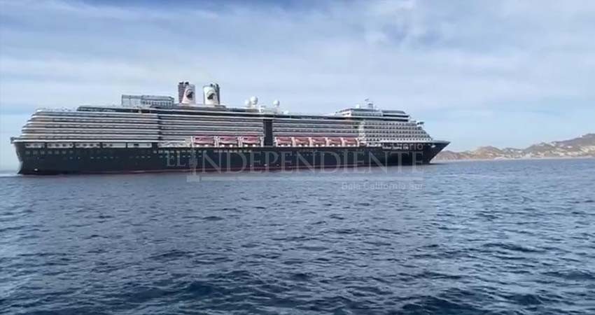 Regresa crucero que había pedido apoyo humanitario para fondearse en costas de Los Cabos