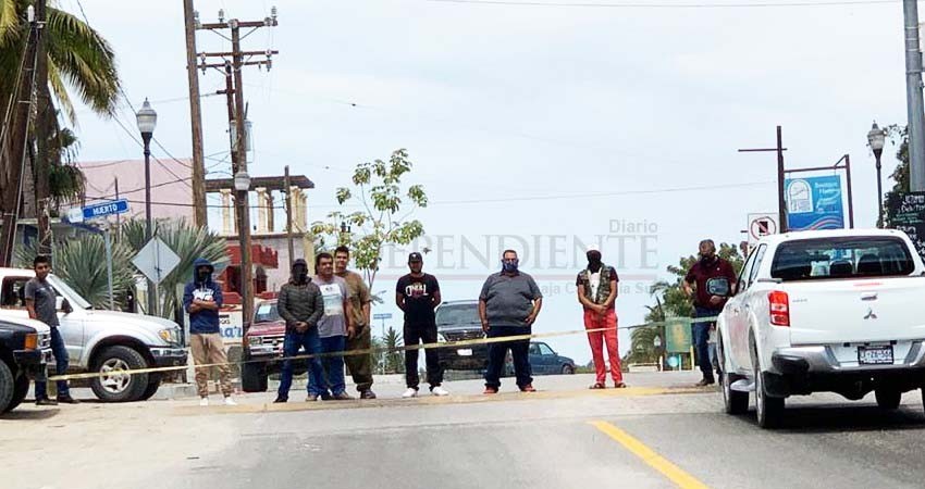 Todos Santos cerrado, bloquean paso a turistas “No vengan por ...