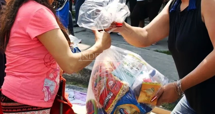 Gobernador Mendoza convoca a empleados sanos a entregar despensas 