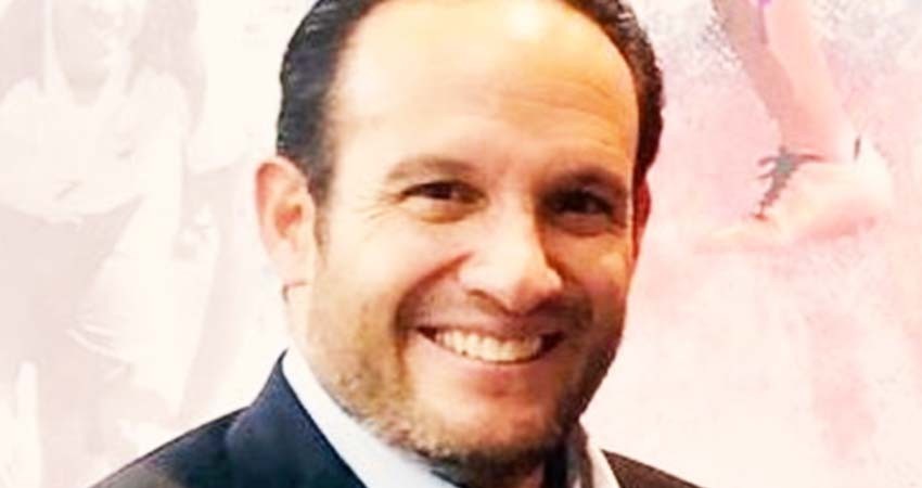 Federación de Ecuador despide a su presidente por contratar a Cruyff