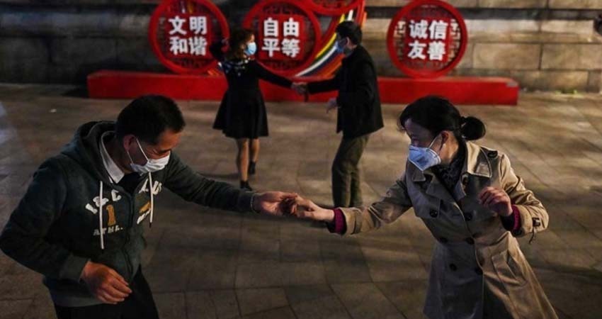 Wuhan festeja de nuevo: ya no hay hospitalizados por Covid-19