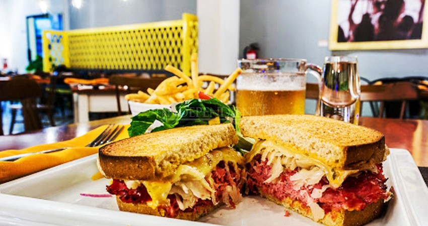 No abren al público, restaurantes de BCS dan servicio a domicilio o para llevar: CANIRAC