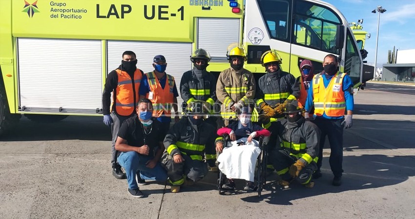 Zoé, una pequeña que lucha contra el lupus logró ser trasladada a Jalisco para salvar su vida; ocupa ayuda