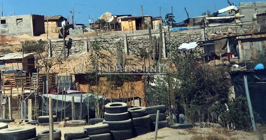 Levantan enorme muro de contención en invasión Chulavista en CSL