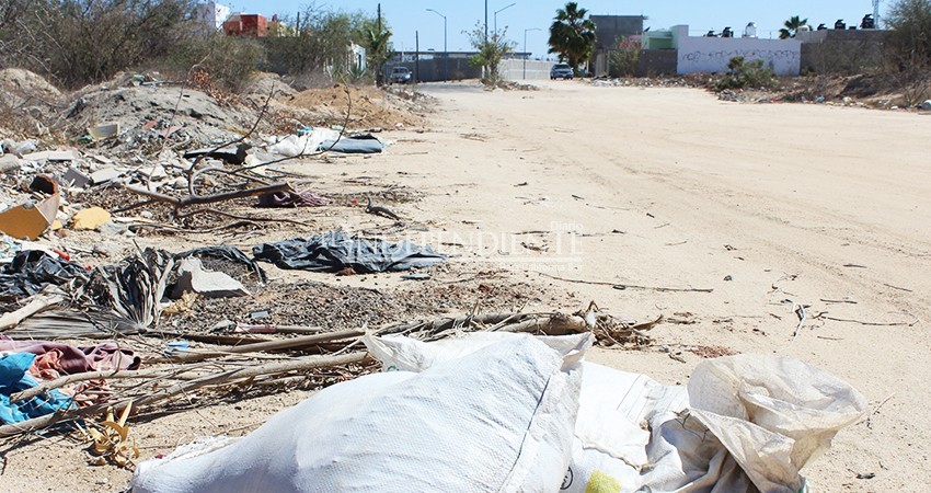 Basureros clandestinos han surgido por irresponsabilidad y falta de conciencia ciudadana, acusa Servicios Públicos 