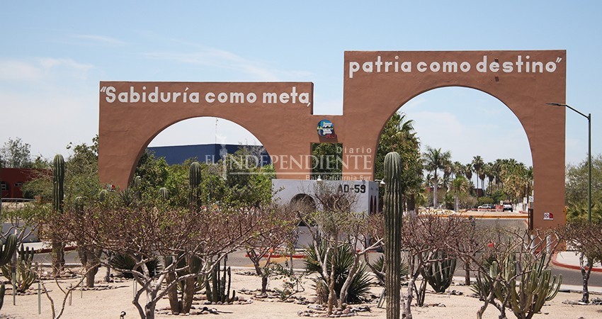 “No es seguro” volver el próximo 10 de agosto a clases presenciales: Rector UABCS “No es seguro” volver el próximo 10 de agosto a clases presenciales: Rector UABCS