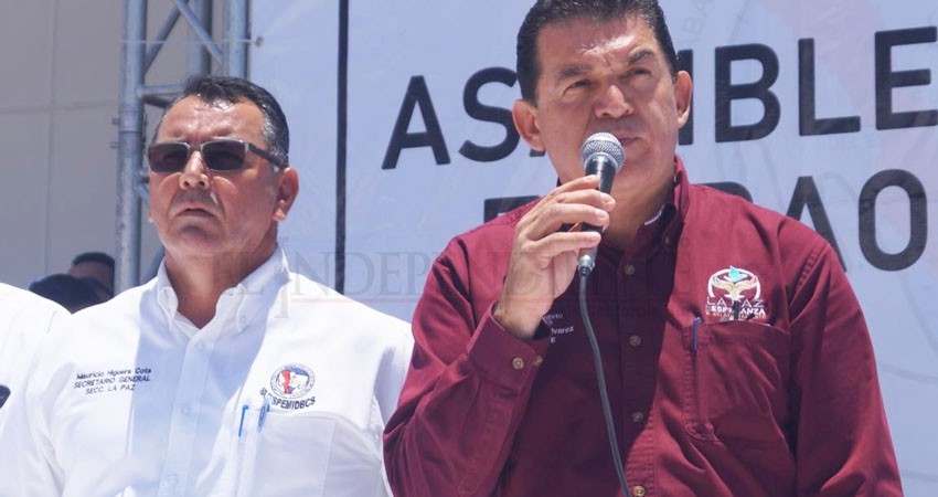 Burócratas de La Paz no trabajarán  el Lunes por falta de pago