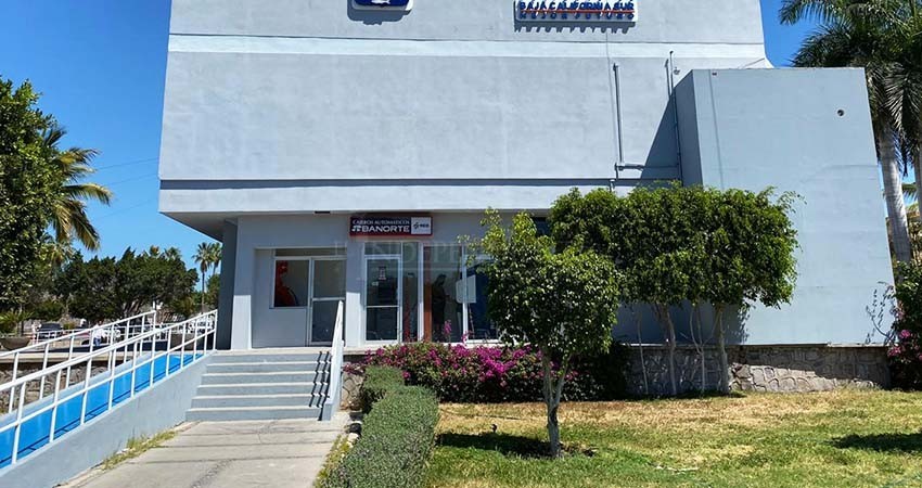 Fitch Ratings ajusta y baja calificación crediticia al gobierno de BCS