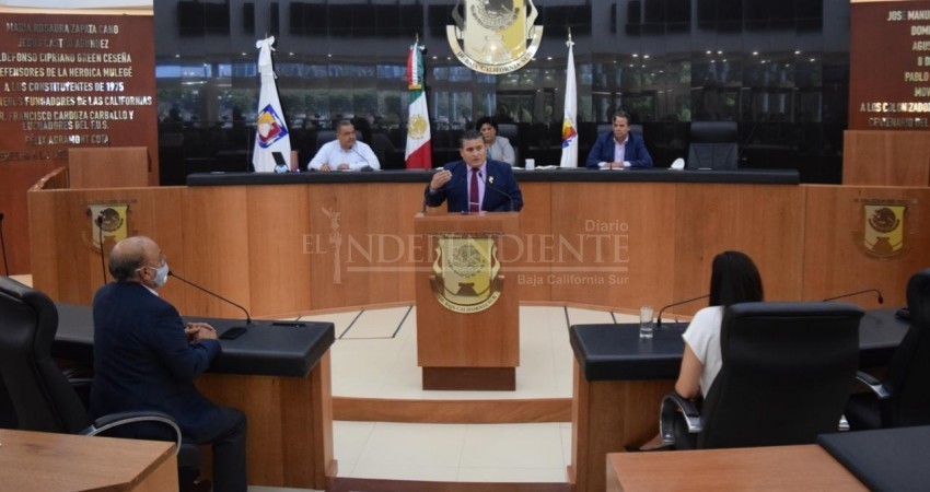 No llegaron suspendidos a sesión del Congreso que mandó la SCJN