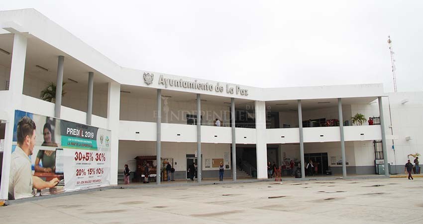 Convocó al cabildo Rubén Muñoz tras 2 meses fuera por COVID-19