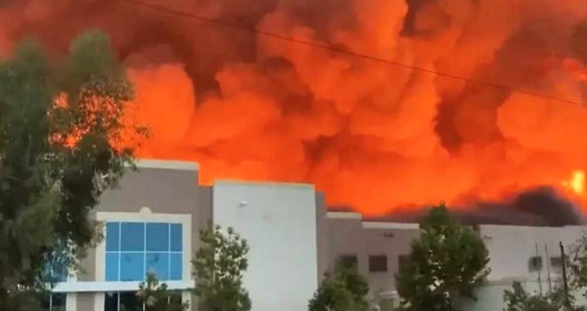 Se incendia un almacén de Amazon; dramáticas imágenes Se incendia un almacén de Amazon; dramáticas imágenes