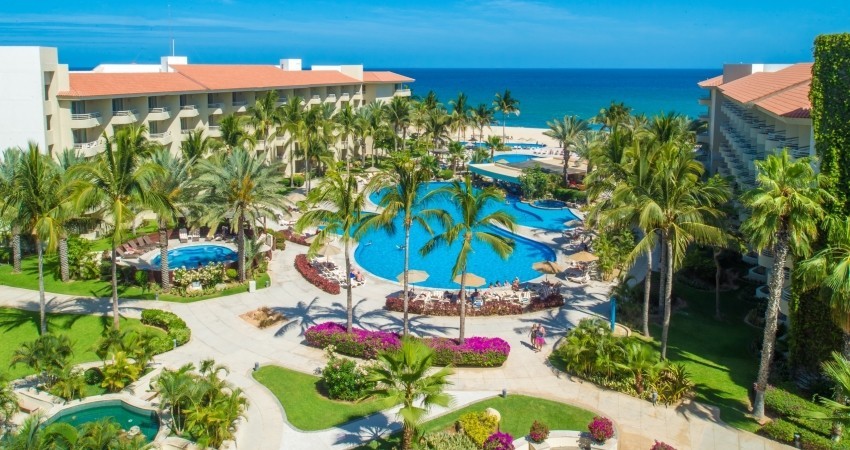 Los Cabos ofrecerá a los turistas instalaciones que garanticen su salud: Gobernador Los Cabos ofrecerá a los turistas instalaciones que garanticen su salud: Gobernador