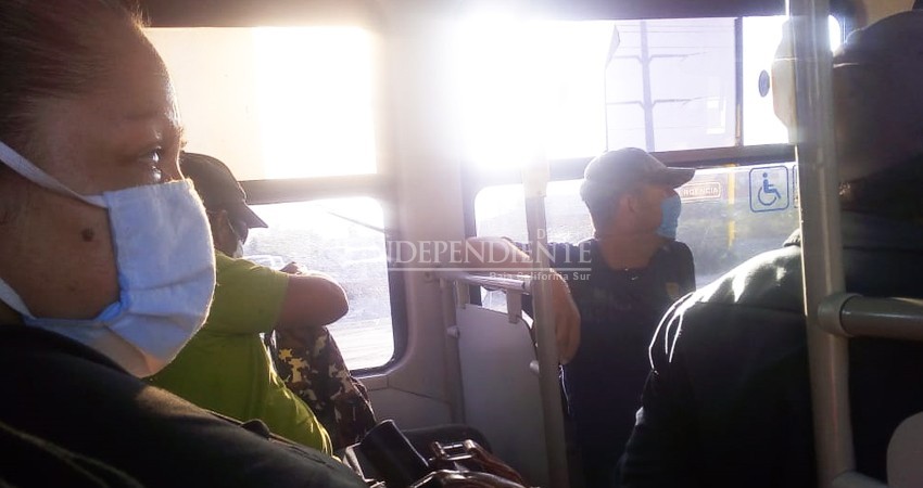 En la “nueva normalidad, uso de cubrebocas en el transporte público sigue siendo obligatorio