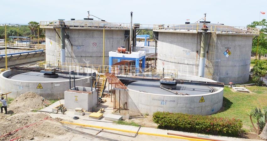 Reclama Gobernador: cortan luz en planta de aguas negras La Paz