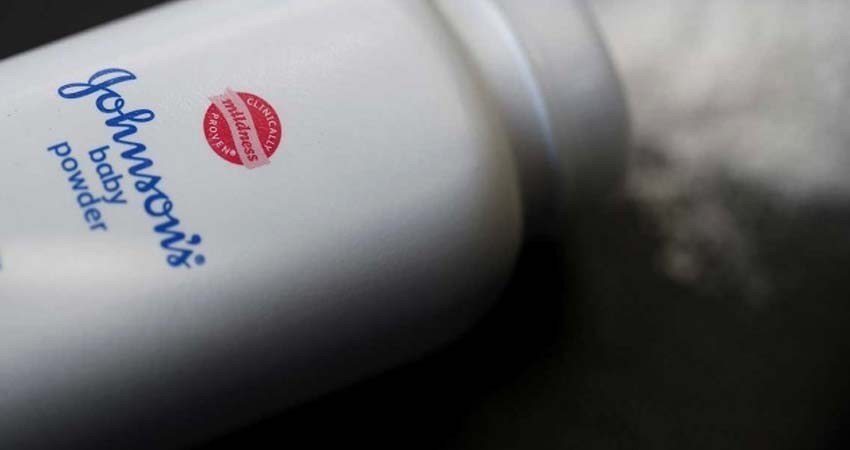 Condena millonaria a Jonhson & Johnson por talco cancerígeno