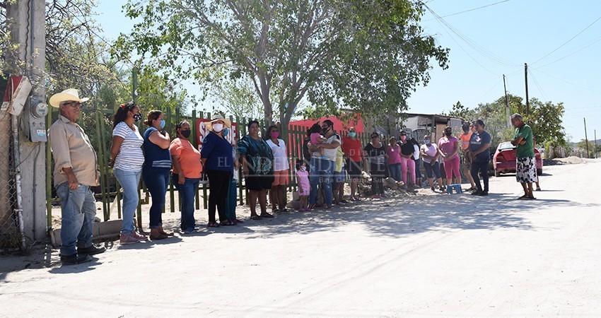 ¿Quédate en casa? pero no tenemos agua, denuncian en la Márquez de León