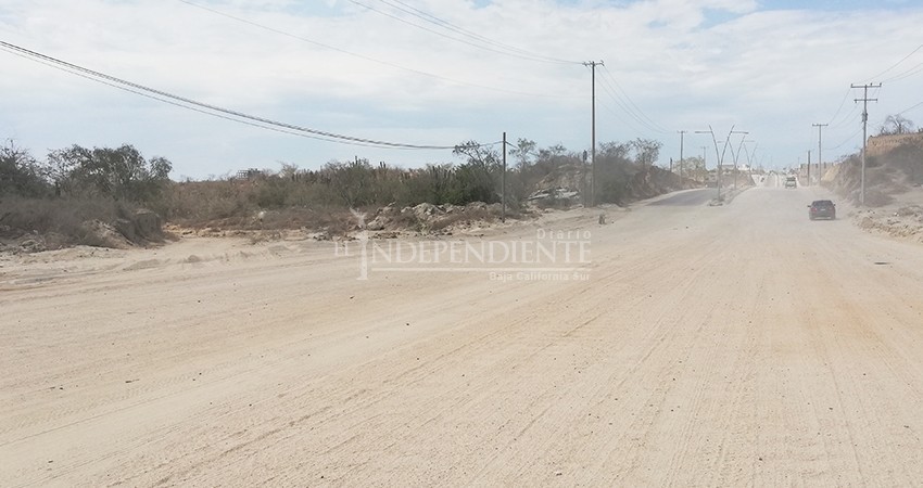 Se acostumbran los vecinos al colapso de la Avenida Tamaral en CSL Se acostumbran los vecinos al colapso de la Avenida Tamaral en CSL