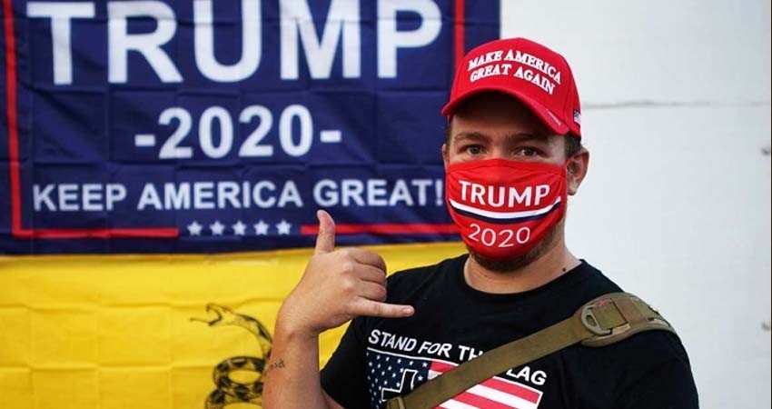 Trump se ríe de encuestas y augura su reelección Trump se ríe de encuestas y augura su reelección