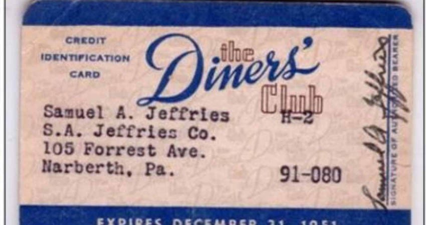 Así nacieron las tarjetas de crédito, por un olvido