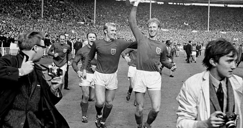 Fallece 'Saint Jack'; Jack Charlton fue campeón del mundo