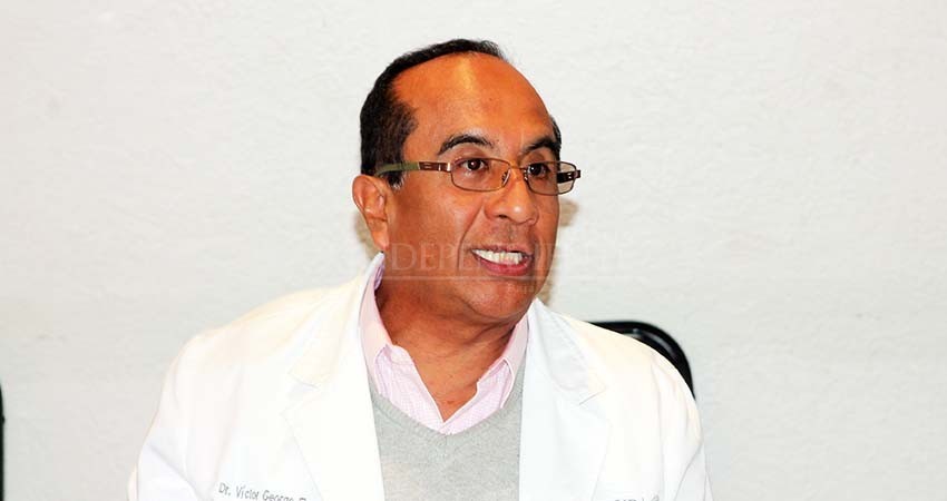 Personal médico con comorbilidades controladas podrían apoyar en la pandemia y no lo hacen: George Flores
