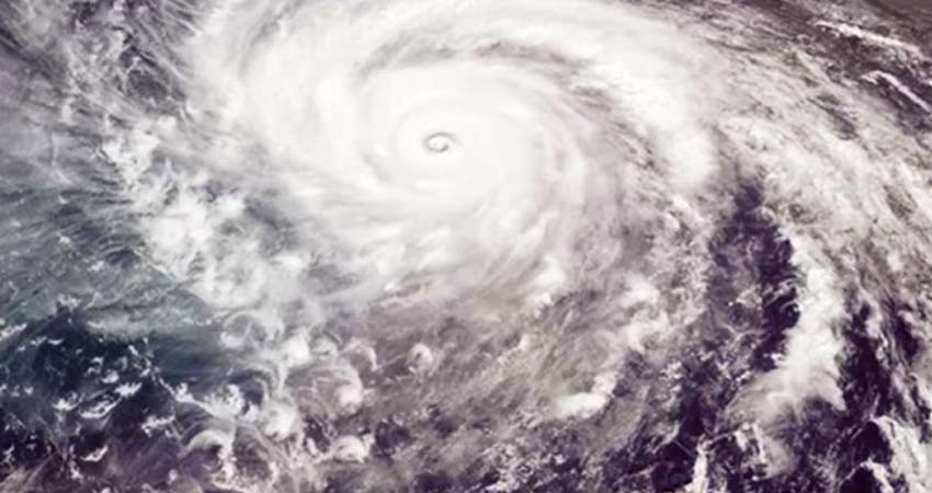 Tormenta 'Hanna' pasa a huracán y amenaza Texas