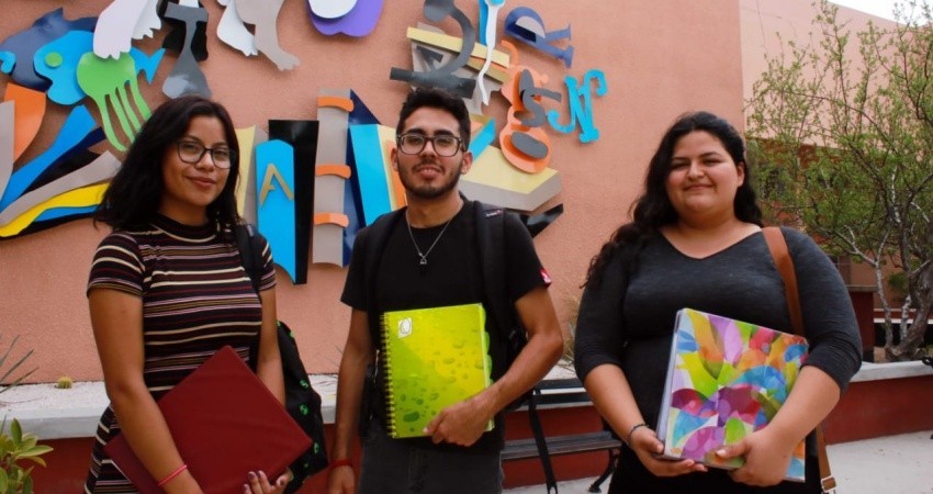 Lanza UABCS oferta de becas para sus estudiantes