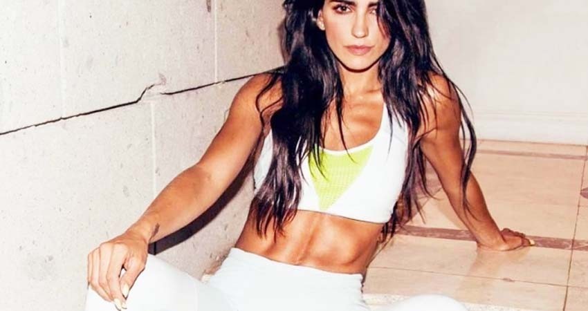 Bárbara de Regil y su extraño consejo para curar 'dolor de panza' Bárbara de Regil y su extraño consejo para curar 'dolor de panza'