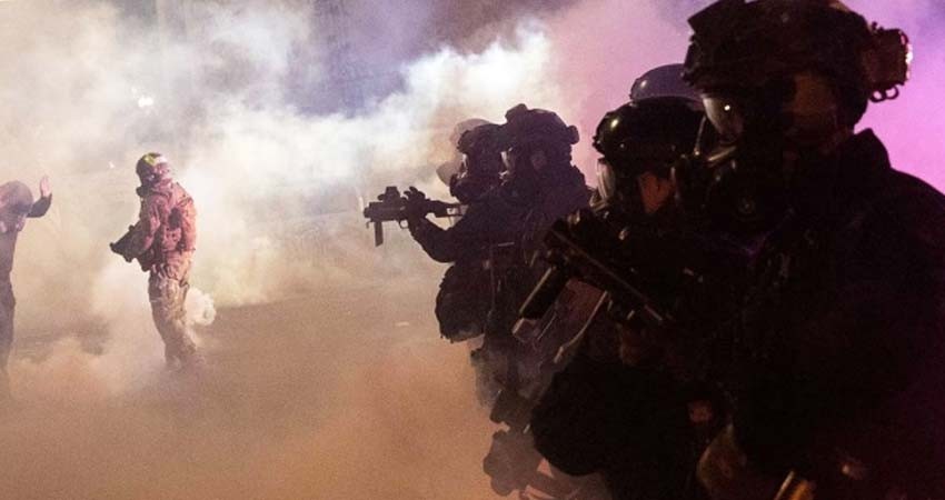 Trump atiza crisis en Portland y promete 'limpieza de agitadores'