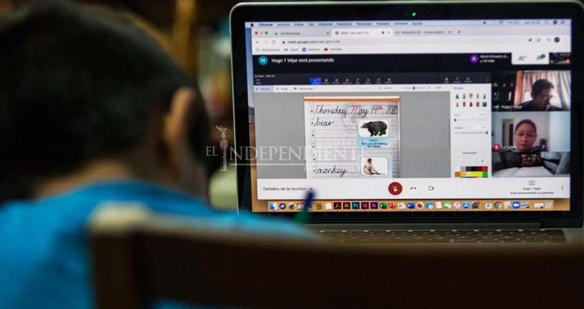 “No somos profesores”: padres de familia ante el regreso a clases virtual “No somos profesores”: padres de familia ante el regreso a clases virtual