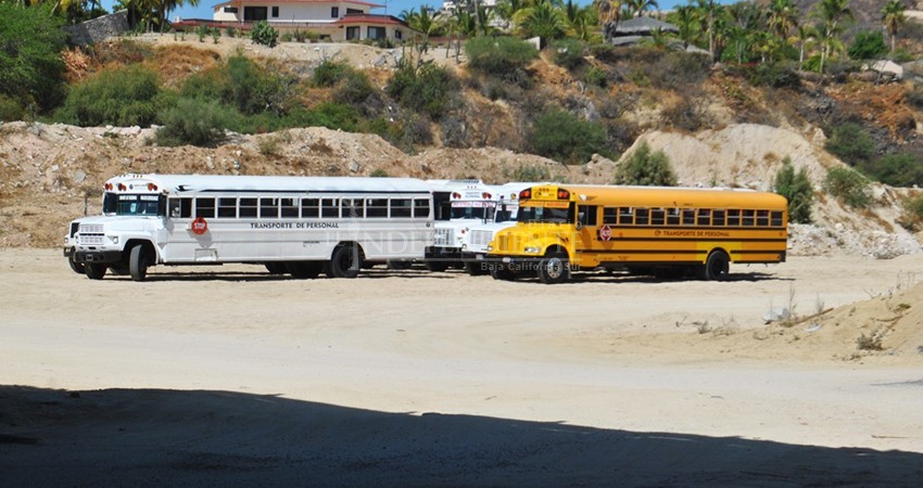 Transporte de personal, foco de contagios de COVID-19