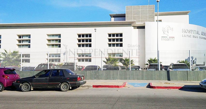 ¿Tuvo privilegios Víctor Castro como paciente COVID-19?, habla enfermero