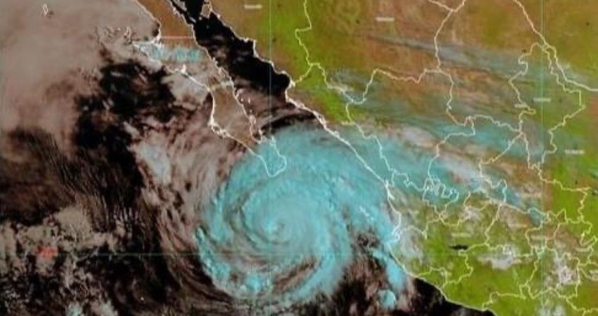 Esta noche, “Genevieve” mantendrá lluvias torrenciales en Baja California Sur