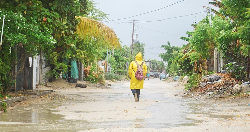 “Genevieve”, provocó que más de mil personas en Los Cabos buscarán protegerse en refugios temporales 