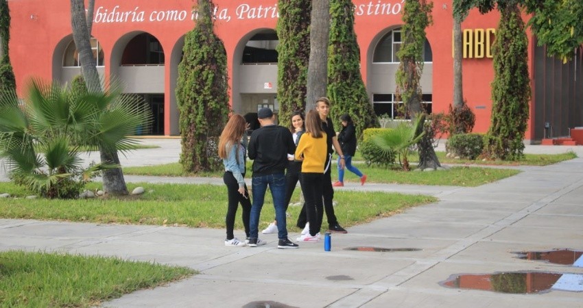 75 aspirantes al posgrado fueron admitidos en los diferentes programas que oferta la UABCS 75 aspirantes al posgrado fueron admitidos en los diferentes programas que oferta la UABCS